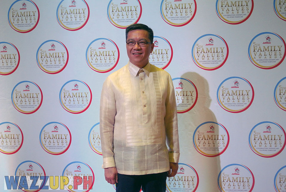 Jolibee 5th Family Values Award Philippines Joseph Tanbuntiong President Blog Blogger Duane Bacon Corporation