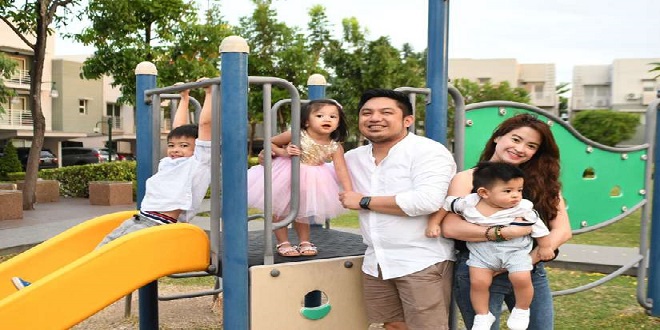 Mitch-Esguerra-and-Family-825x550
