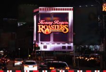 Kenny Rogers Roasters_Kenny Rogers Roasters unveils larger-than-life products in 3D along the busiest street in the Philippines_photo1