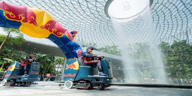 Verstappen and Perez Gear Up for the Pinnacle of Clean Racing in the Singapore Race Weekend_2