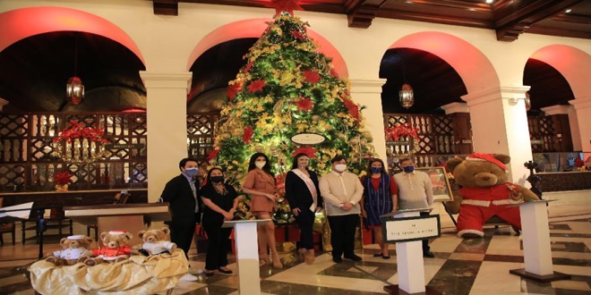 Manila Hotel's Traditional Annual Tree Lighting Celebration