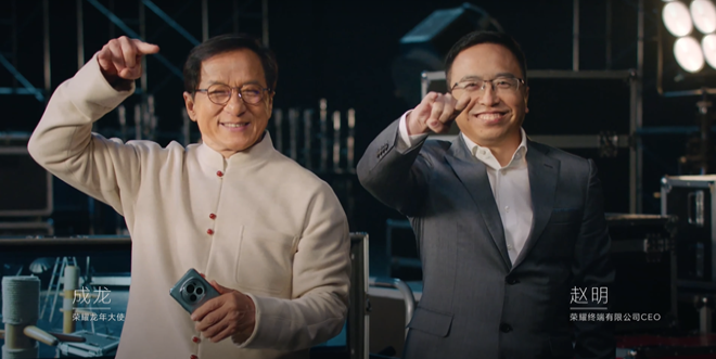 HONOR Dragon Ambassador Jackie Chan with CEO George Zhao