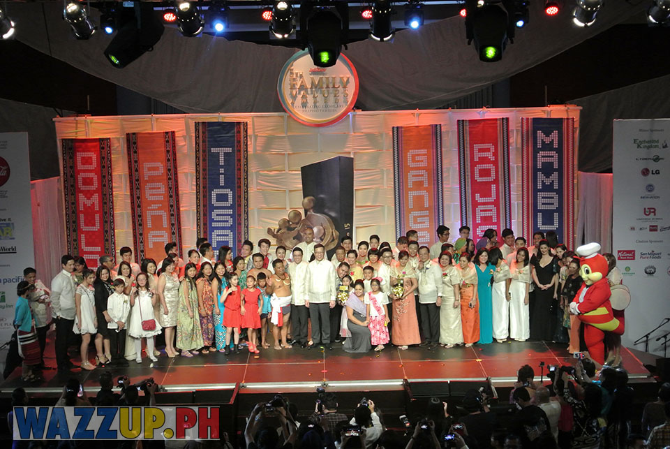 Jolibee 5th Family Values Award Philippines Joseph Tanbuntiong President Blog Blogger Duane Bacon Complete