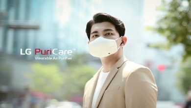1 LG PuriCare™ Wearable Air Purifier with VoiceON™
