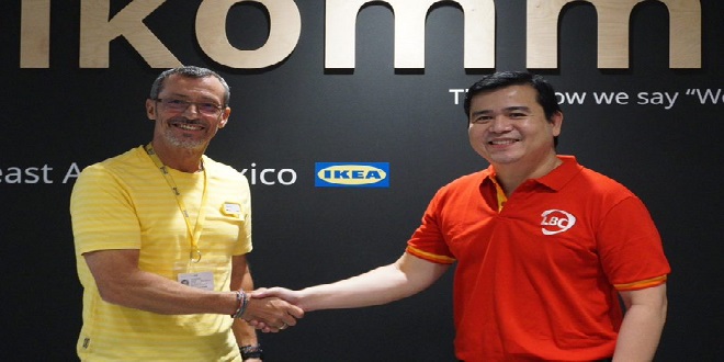 Photo_IKEA Store Manager Georg Platzer and LBC SVP for Corporate Sales Jerome S. Santos