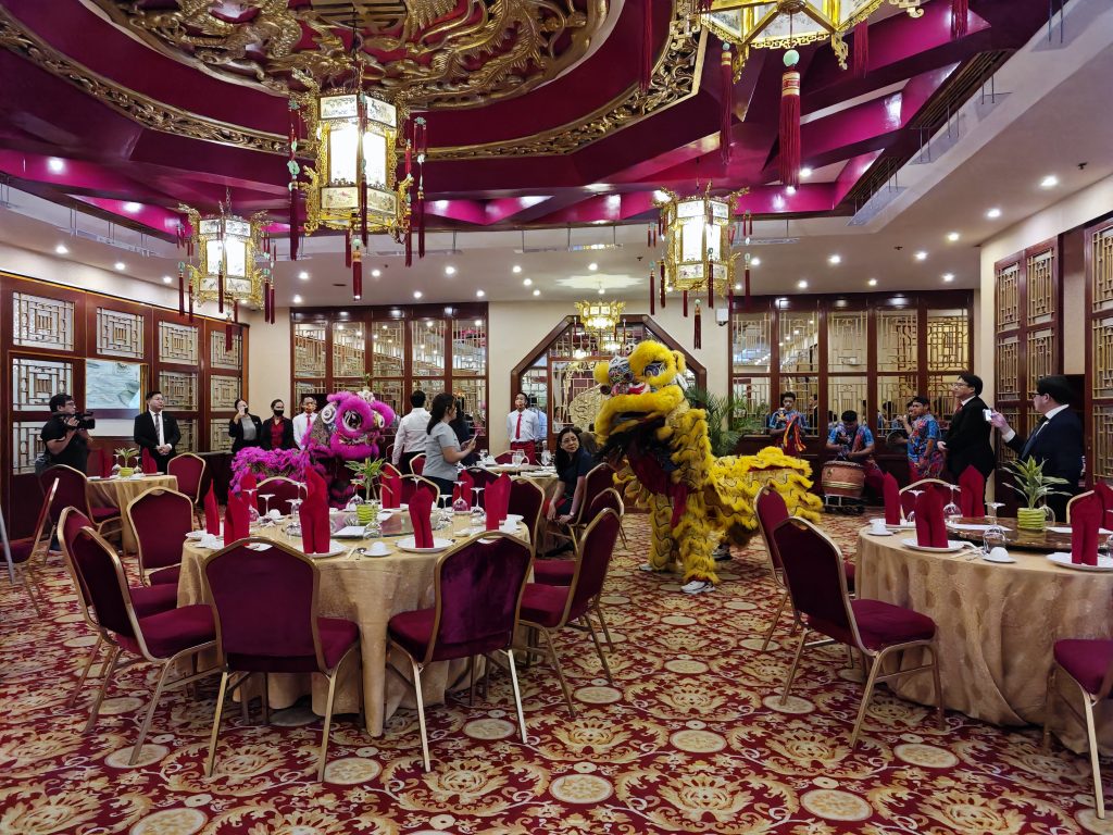 Dining Area at Dragon Court on The Manila Hotel