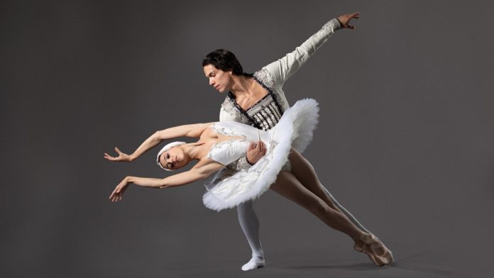 BM_Ballet Manila celebrates 30 years of excellence and artistry with Swan Lake featuring San Francisco Ballet superstars_photo1