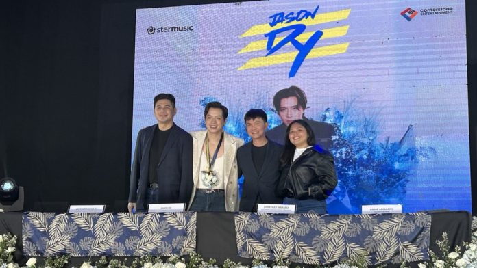Jason Dy contract signing (2) Jason Dy contract signing (2)