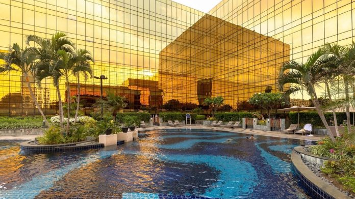 4. Nuwa Manila pool