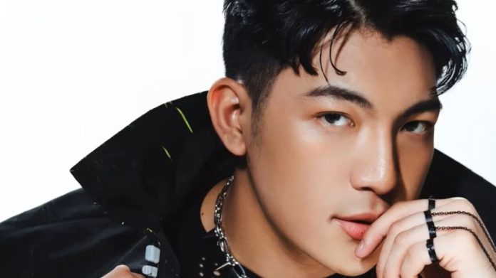 Darren Drops New Album 'Ikaw Pa Rin' for 11th Anniversary_1