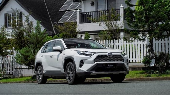 September Deals on Toyota's Road Trip Vehicles_2