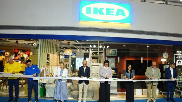 IKEA Point and Order Shop Opening 1 IKEA Point and Order Shop Opening 1
