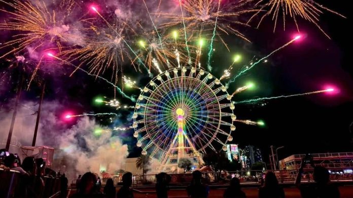 3 WEEKLY FIREWORKS