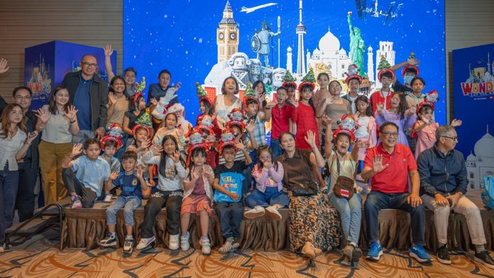 Photo - Gift of Life Foundation x Brickman Wonders of the World Photo - Gift of Life Foundation x Brickman Wonders of the World