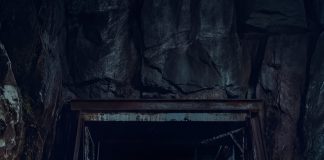 Streaming April 29: Disney+ Original “GOLD LAND” GoldLand_MotionPoster_D+Hulu