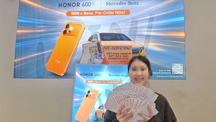 Main KV - Buyer pre-orders 80 Units of HONOR 600 worth P2M Main KV - Buyer pre-orders 80 Units of HONOR 600 worth P2M