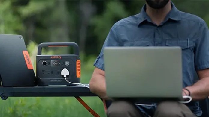 Jackery Explorer 300 Plus