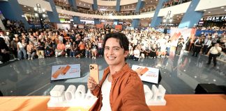 Massive Crowds Pack Mall of Asia as HONOR 600 Fever Takes Over Massive Crowds Pack Mall of Asia as HONOR 600 Fever Takes Over