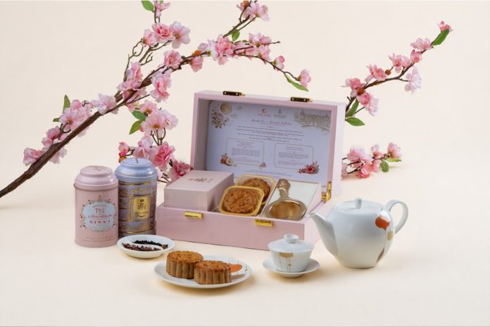 Scent of Full Moon Tea Set Scent of Full Moon Tea Set
