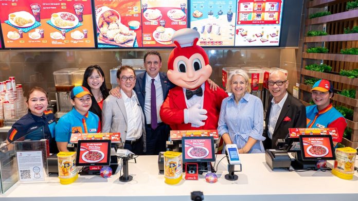 Jollibee UK Trade Minister Anas Sarwar Visit_3 Jollibee UK Trade Minister Anas Sarwar Visit_3